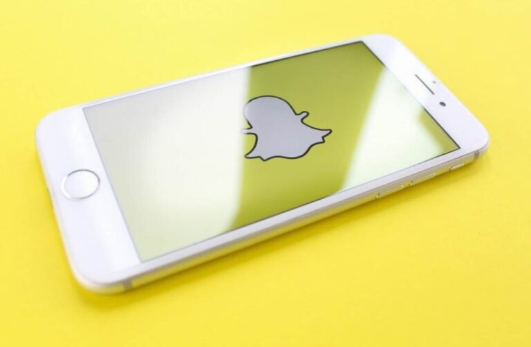 Pourquoi voit-on un coeur jaune sur Snapchat et qu’est-ce que cela signifie ?
